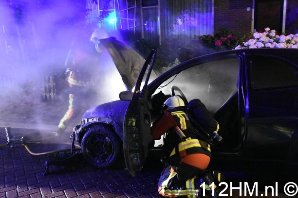 Voertuig en woningbrand Gouda (15)