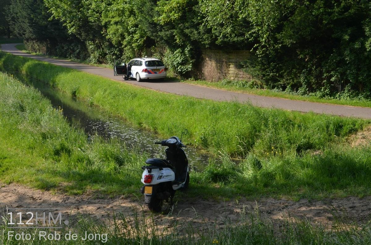 Scooter te water Strandweg OVT 02