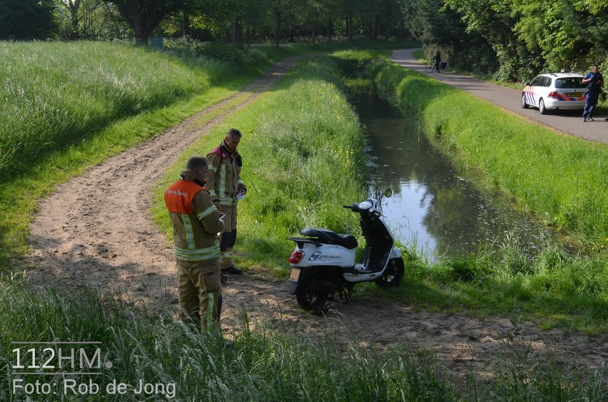 Scooter te water Strandweg OVT 06