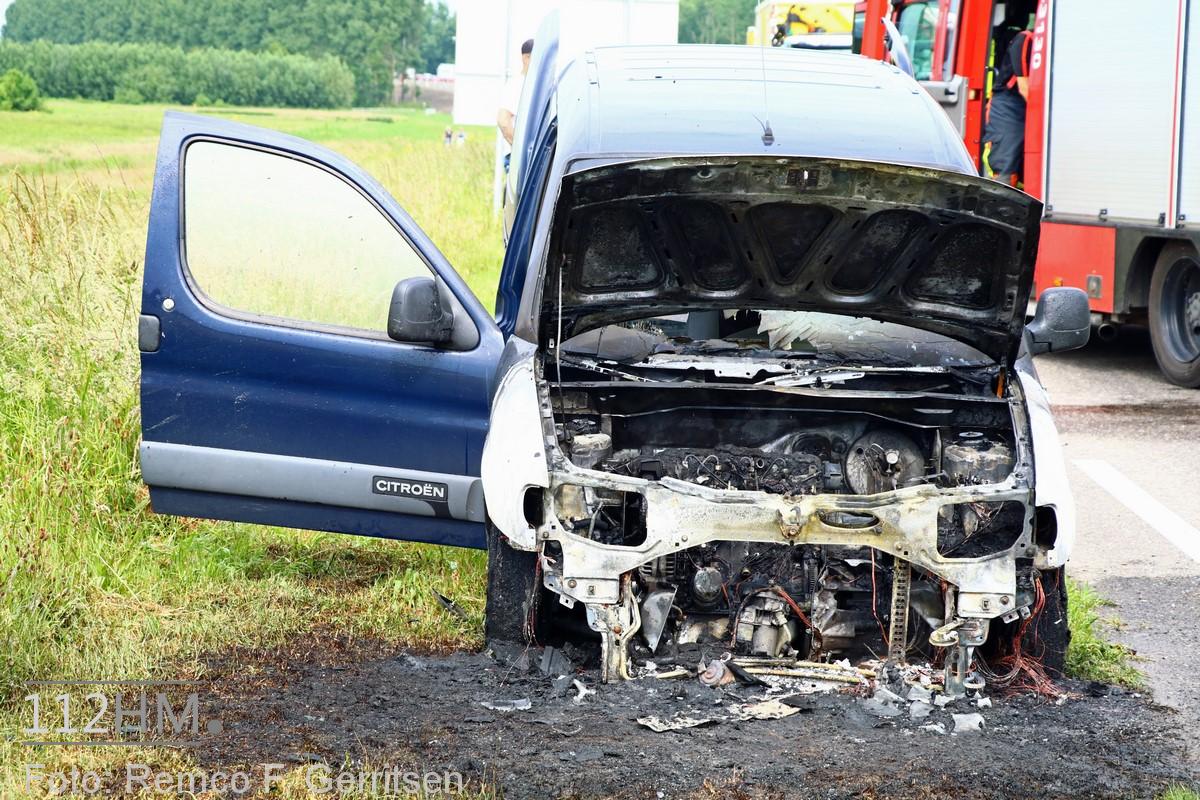 16-05-31 Prio 1 Voertuigbrand - Provincialeweg N452 (Waddinxveen) (13) (Kopie)