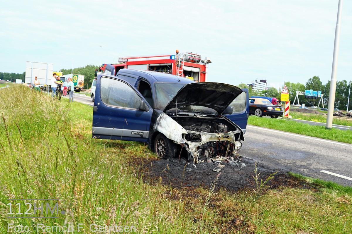 16-05-31 Prio 1 Voertuigbrand - Provincialeweg N452 (Waddinxveen) (6) (Kopie)